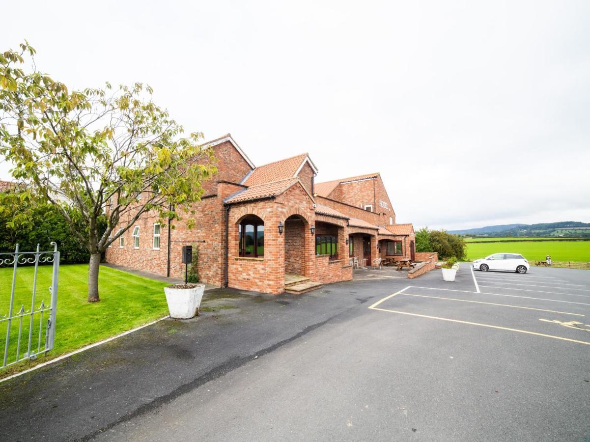 Oyo White Horse Lodge Hotel, East Thirsk Bagby Zewnętrze zdjęcie